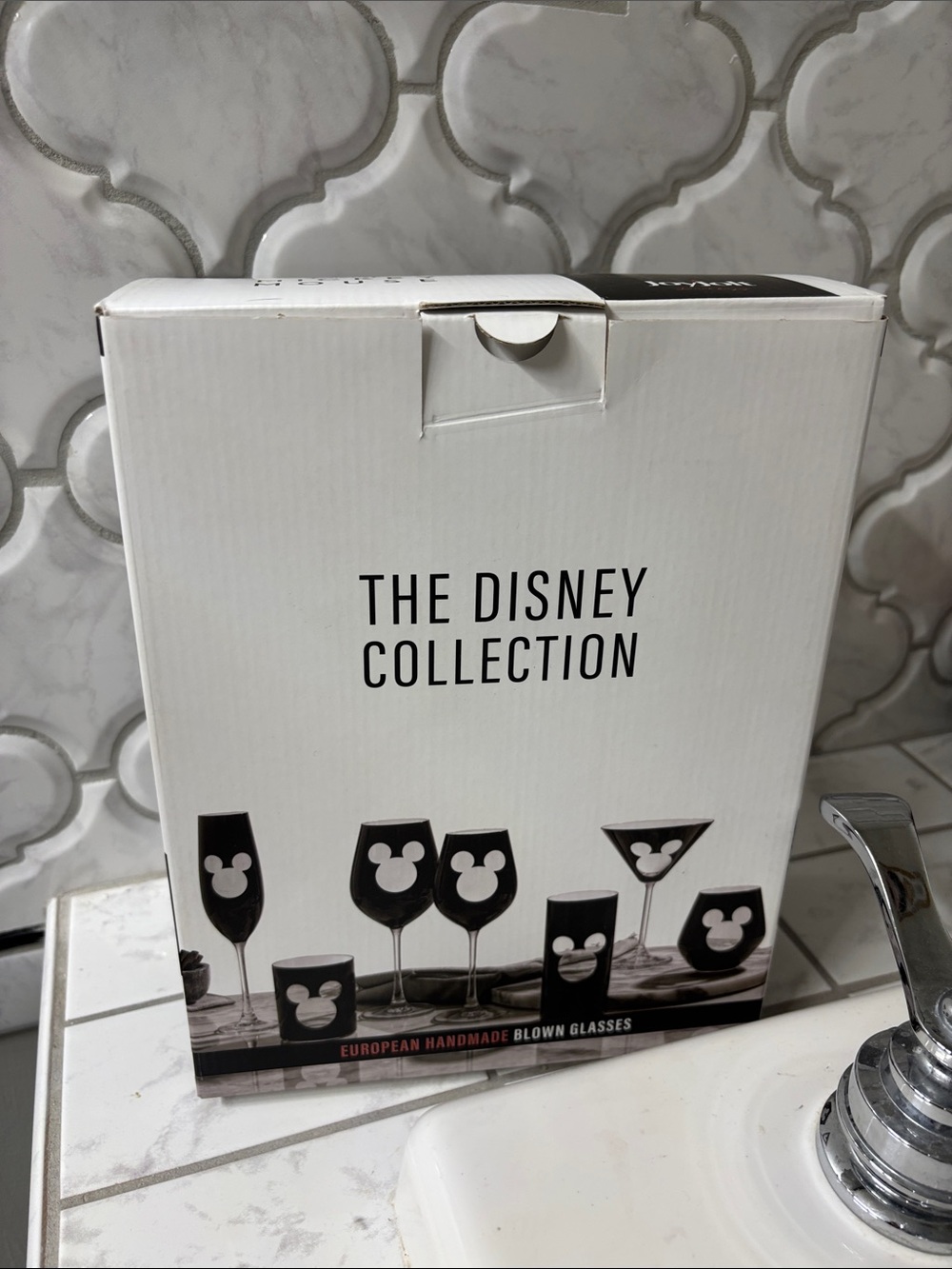 The Disney Collection Glassware Set - European hand made white wine wineglasses